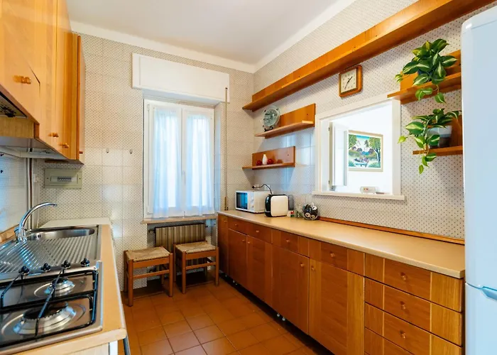 شقة Il Raggio Di Sole By Interhome